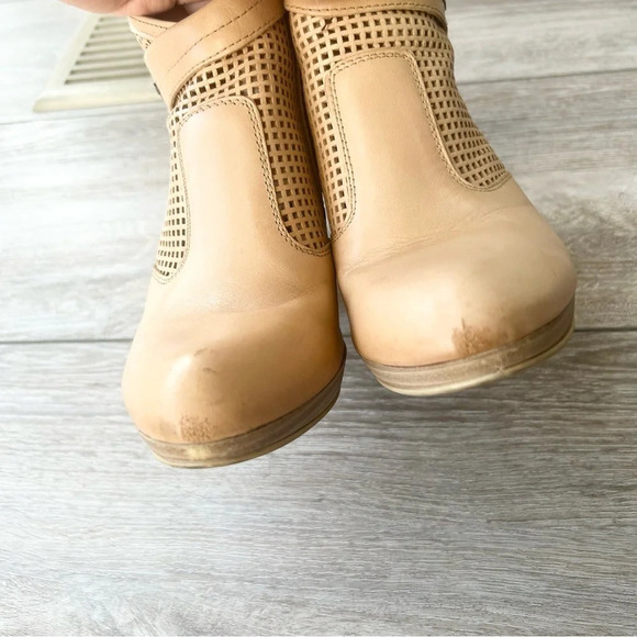 Nero Giardini ANKLE BOOT PERFORATED  LEATHER 
IN CHAMPAGNE - Picture 14 of 14